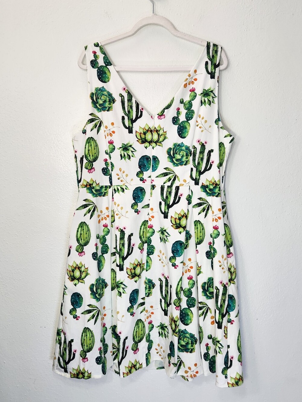 Dashing Darling Succulent A line Dress Size XL - Picture 2 of 10